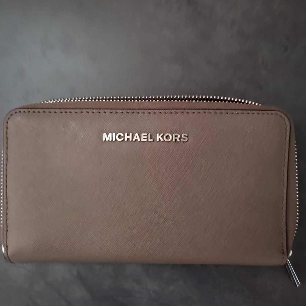 Mk Wallet - image 1